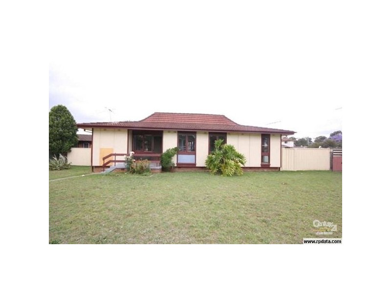 11 Batavia Place, Willmot NSW 2770