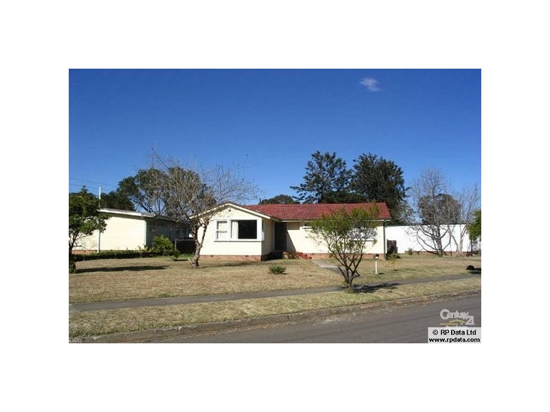 13 Saidor Road, Whalan NSW 2770