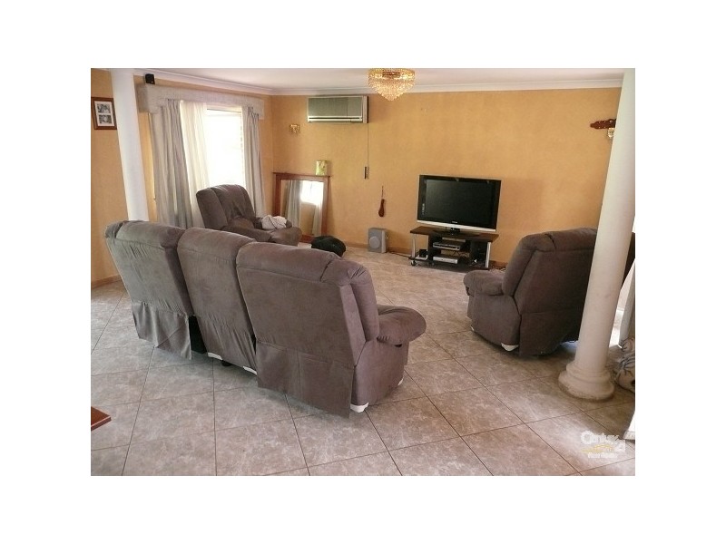 16 Garbett Place, Doonside NSW 2767