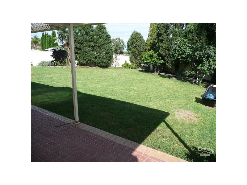 16 Garbett Place, Doonside NSW 2767