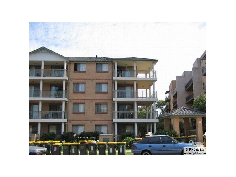 26/11-13 Fourth Avenue, Blacktown NSW 2148