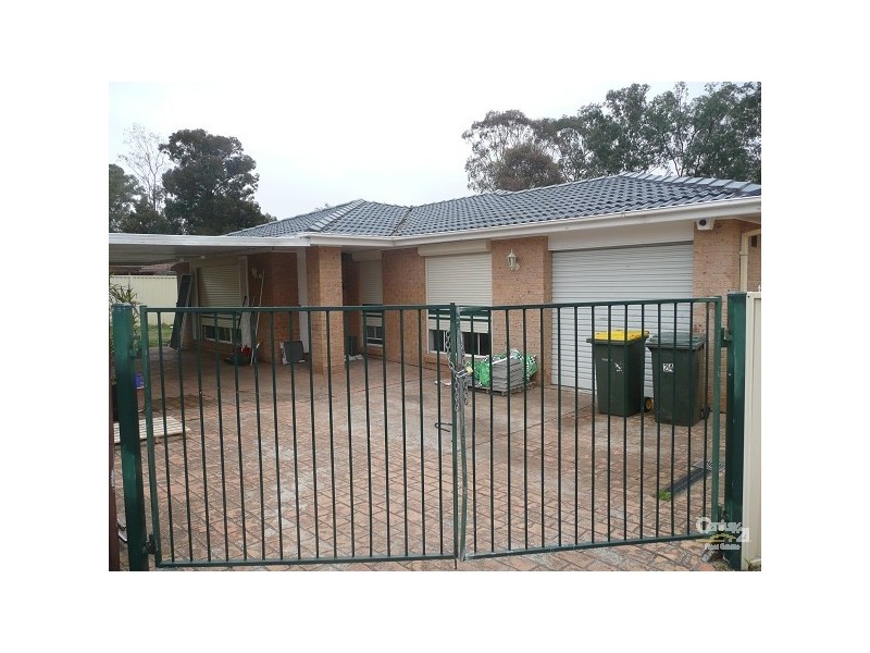 24 Wraysbury Place, Oakhurst NSW 2761