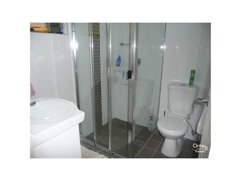 4/2 Bruce Street, Blacktown NSW 2148