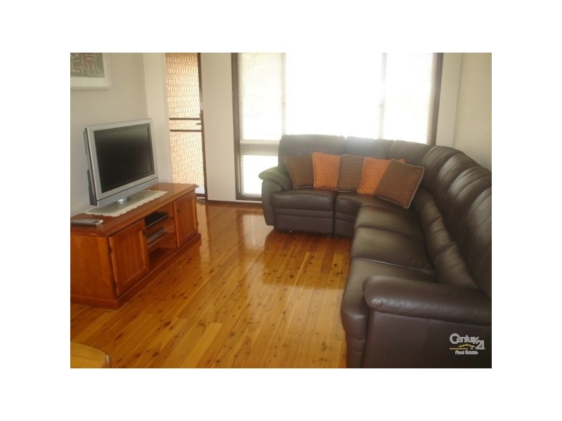 24 Penn Cresent, Quakers Hill NSW 2763