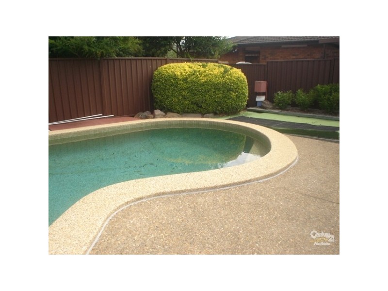 24 Penn Cresent, Quakers Hill NSW 2763