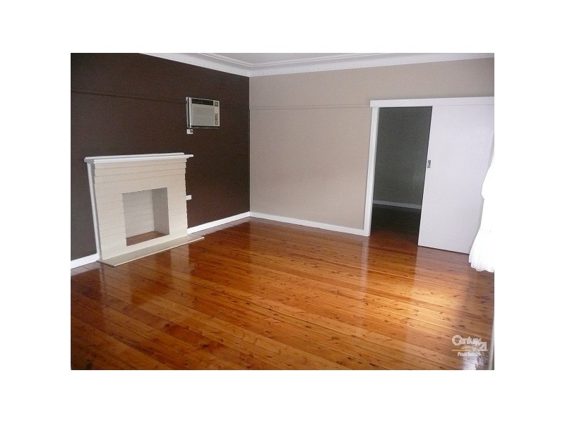 51 Stewart Ave, Blacktown NSW 2148