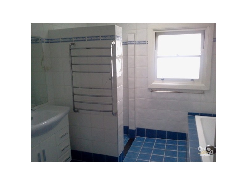 29 Great Western Hwy, Oxley Park NSW 2760