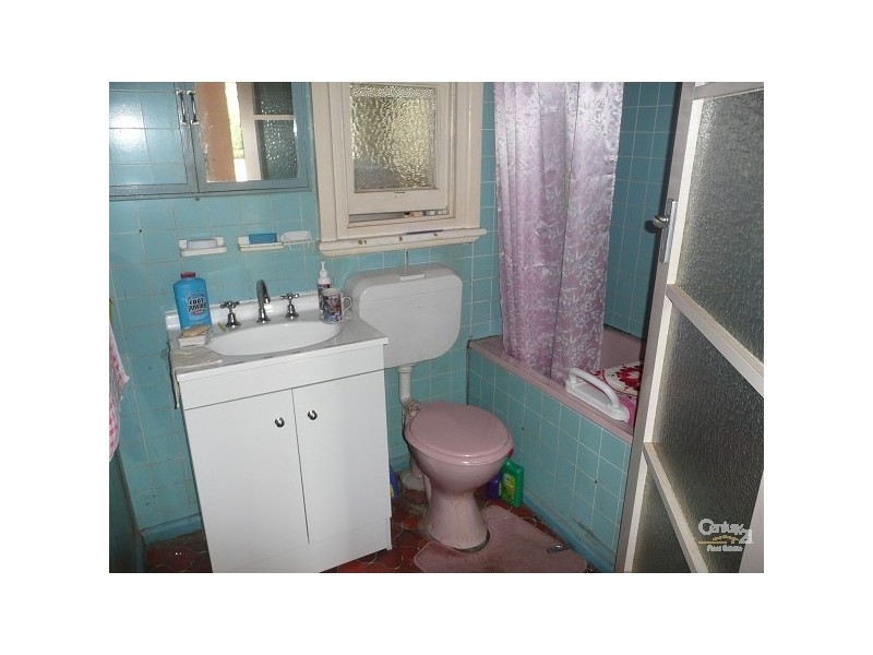 36 IRELANDS RD, Blacktown NSW 2148