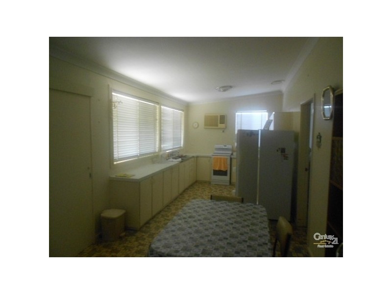 35 Stephen St, Blacktown NSW 2148