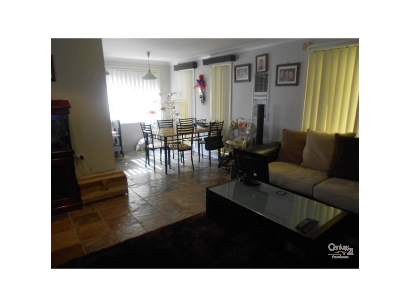 28 Selwyn Place, Quakers Hill NSW 2763