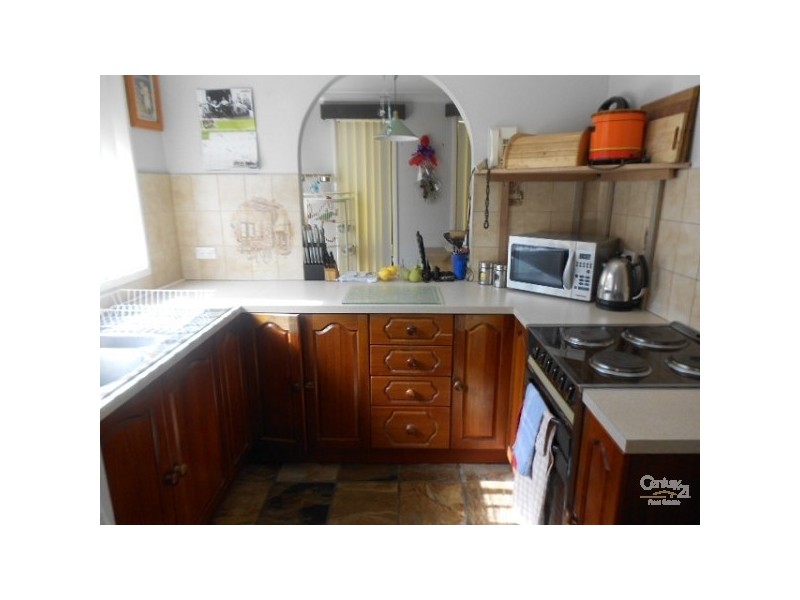 28 Selwyn Place, Quakers Hill NSW 2763