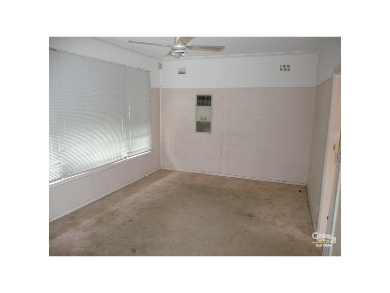 21 MULGI ST, Blacktown NSW 2148