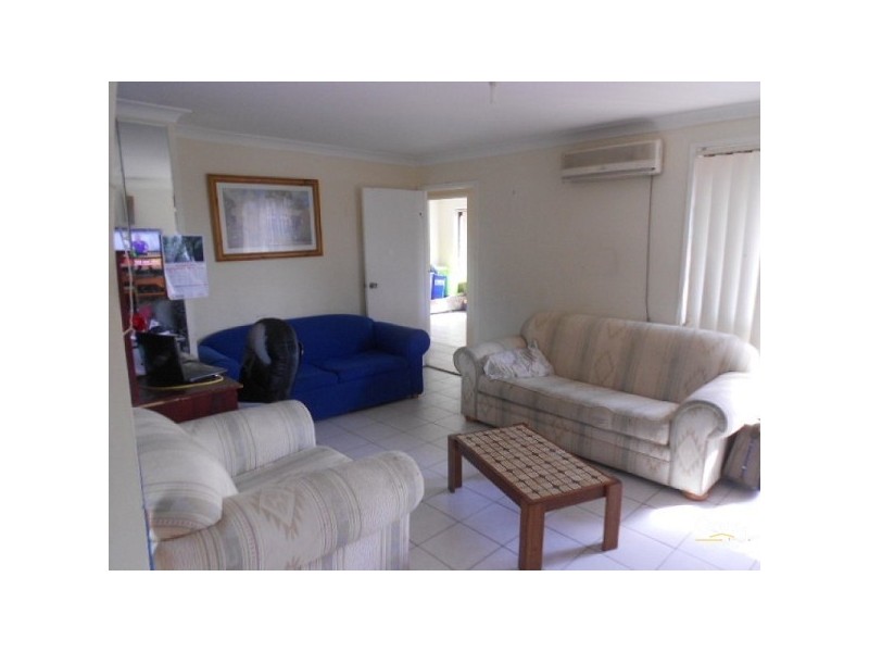 7 ROWNTREE ST, Quakers Hill NSW 2763