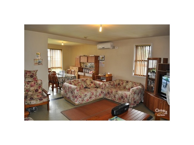 8 SUNCREST PLACE, Doonside NSW 2767