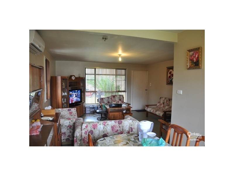 8 SUNCREST PLACE, Doonside NSW 2767