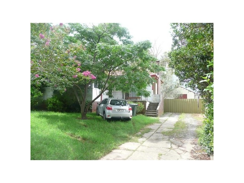 73 Peter St, Blacktown NSW 2148