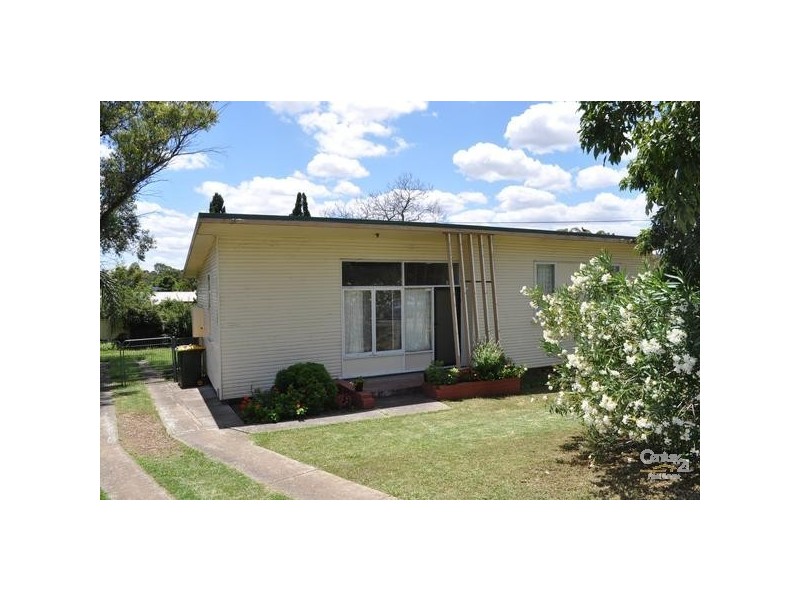 35 Lawson St, Lalor Park NSW 2147