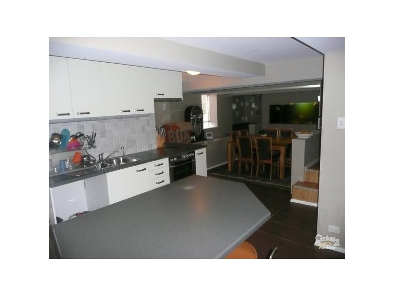 21 OULTON ST, Prospect NSW 2148