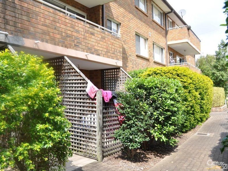 2/21-23 Devitt street, Blacktown NSW 2148