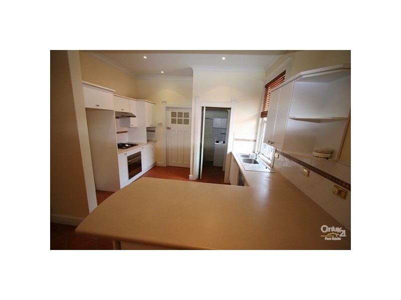2/144 Oberon Street, Coogee NSW 2034