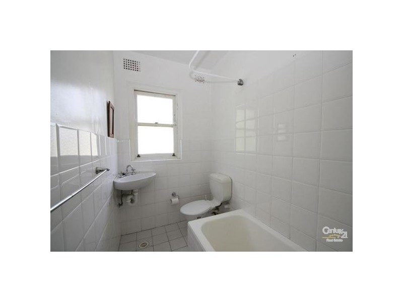 8/52a Sir Thomas Mitchell Rd, Bondi Beach NSW 2026