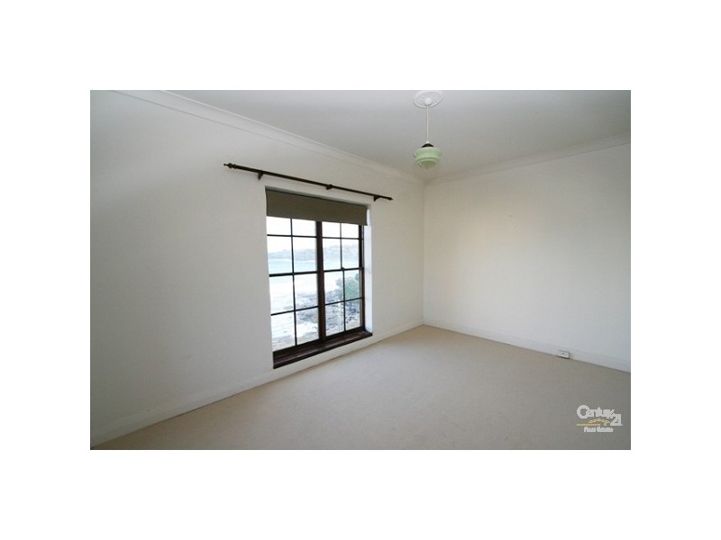 4/1 Gaerloch Ave, Tamarama NSW 2026