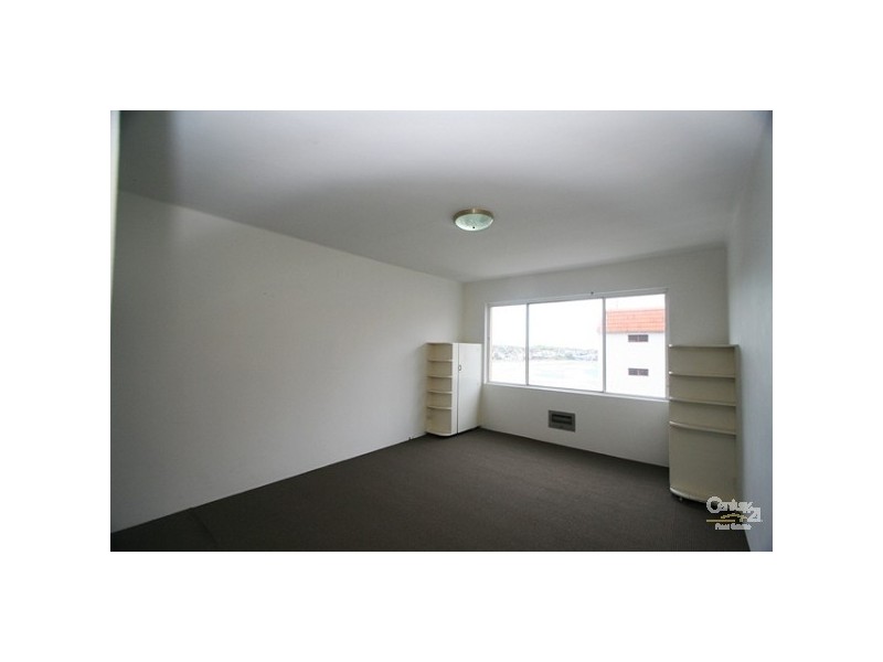 4/10 Campbell Pde, Bondi Beach NSW 2026