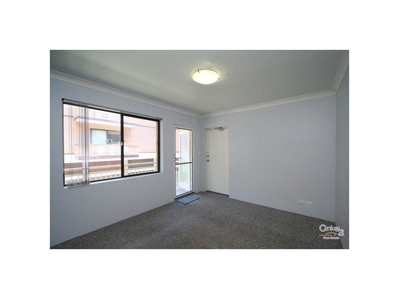 1/8 Victoria Ave, Penshurst NSW 2222