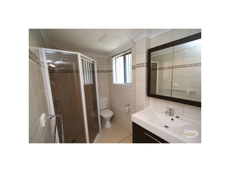 1/8 Victoria Ave, Penshurst NSW 2222