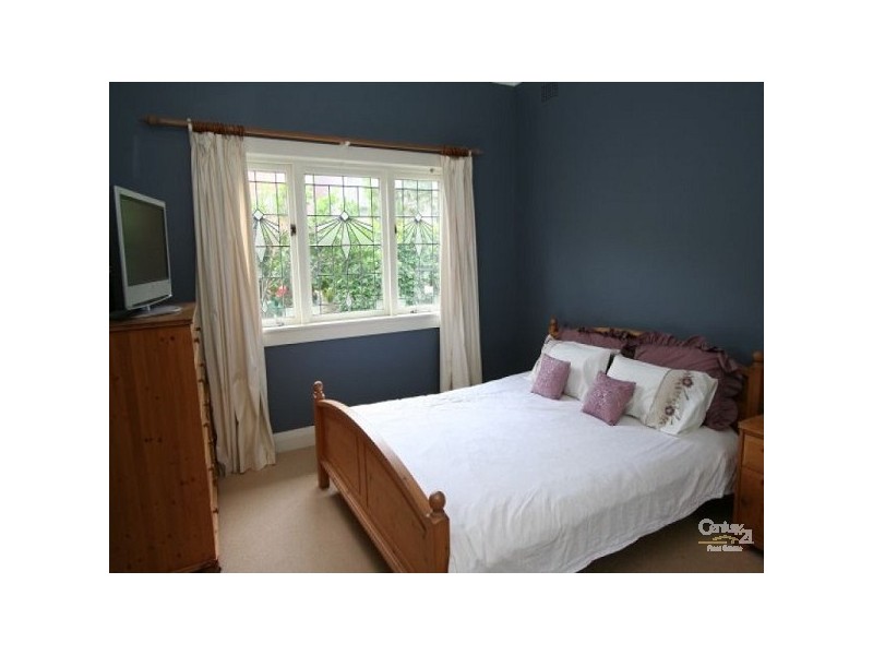 19a Read St, Bronte NSW 2024