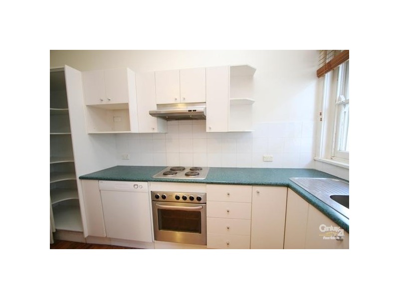 2/33 Oakley Rd, North Bondi NSW 2026