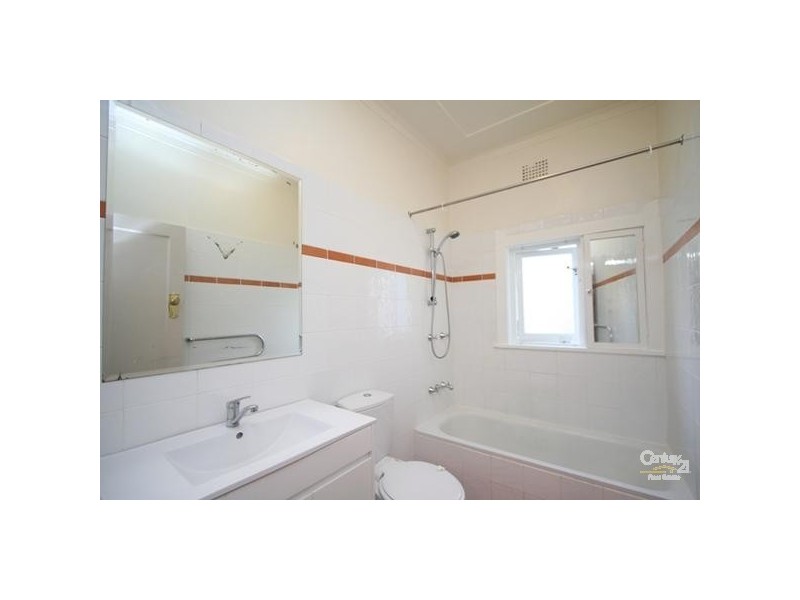 2/33 Oakley Rd, North Bondi NSW 2026