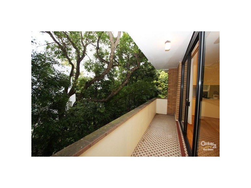 2/1 Forest Knoll Ave, Bondi Beach NSW 2026