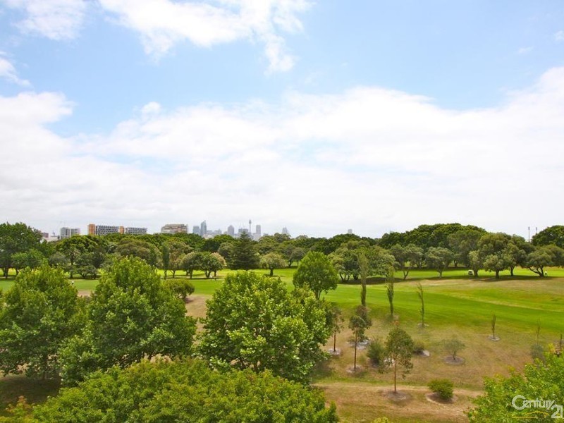 707/93 Brompton Rd, Kensington NSW 2033