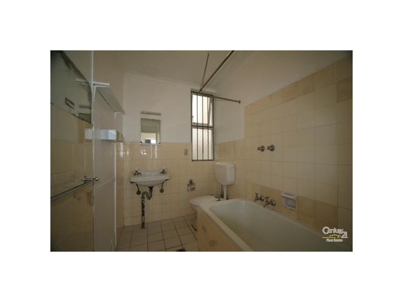 2/10 Campbell Pde, Bondi Beach NSW 2026