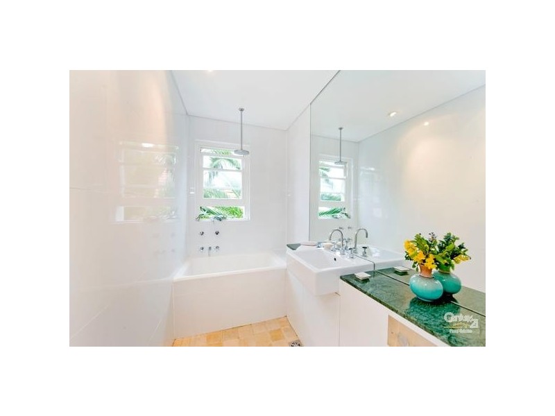 10/52A Sir Thomas Mitchell Rd, Bondi Beach NSW 2026