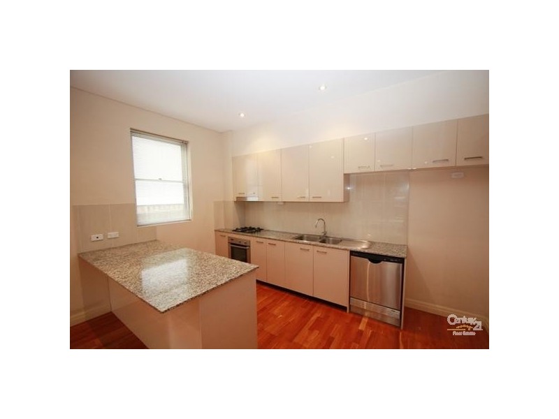2/2 Balfour Rd, Rose Bay NSW 2029