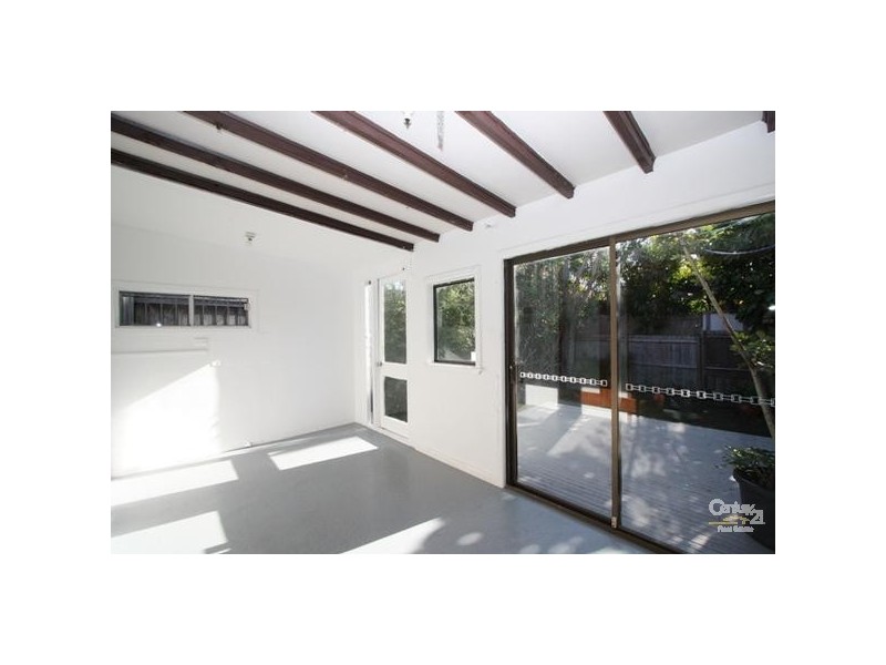 17 Glenayr Ave, North Bondi NSW 2026