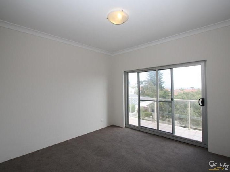 8/114 Murriverie Rd, North Bondi NSW 2026