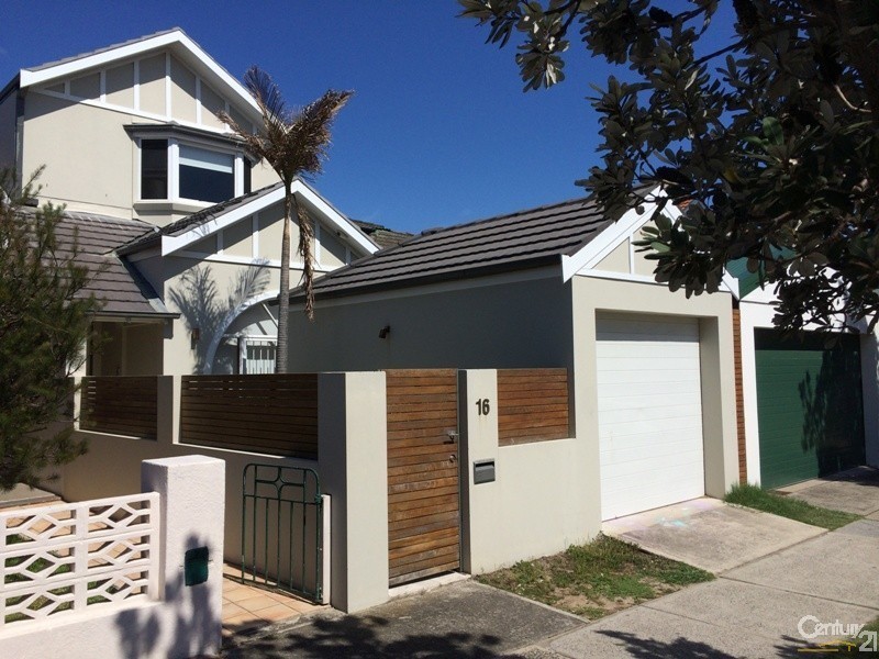 16 Beach Rd, Bondi Beach NSW 2026
