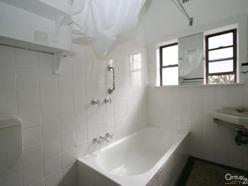 10/11 Edward St, Bondi Beach NSW 2026