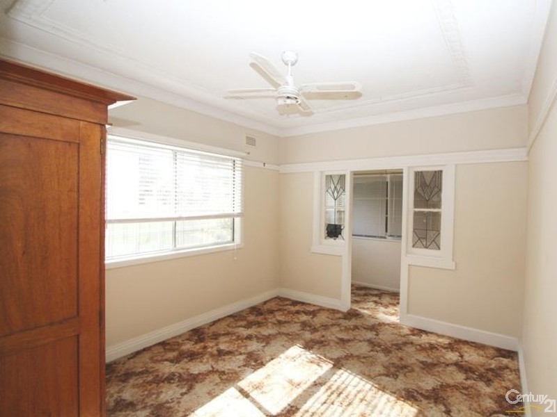 34 Unwin St, Bexley NSW 2207