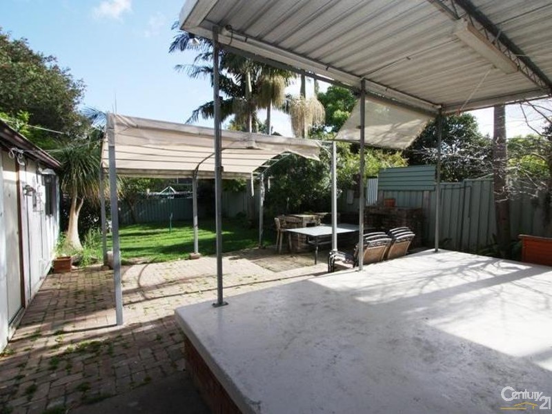 34 Unwin St, Bexley NSW 2207