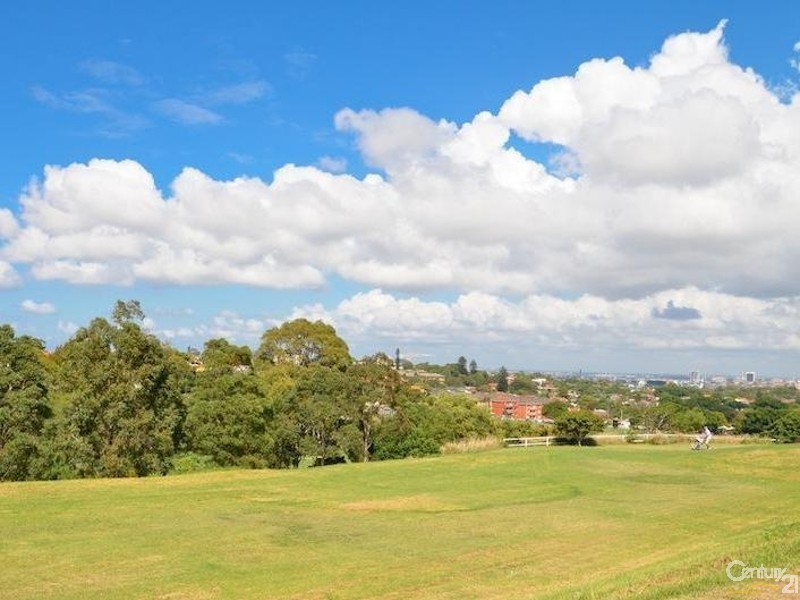 2/6 John St, Queens Park NSW 2022