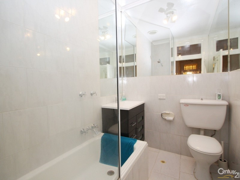 2/9 Lamrock Ave, Bondi Beach NSW 2026