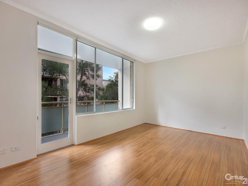 9/43 Penkivil St, Bondi NSW 2026