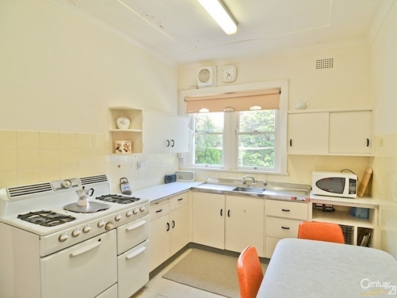 209 Military Rd, Dover Heights NSW 2030