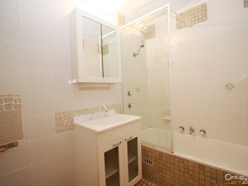 11/5 Campbell Pde, Bondi Beach NSW 2026