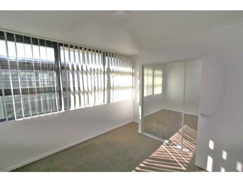 623/2 Mandible St, Alexandria NSW 2015