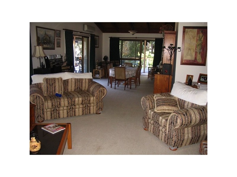 42 Monday Drive, Tallebudgera Valley QLD 4228